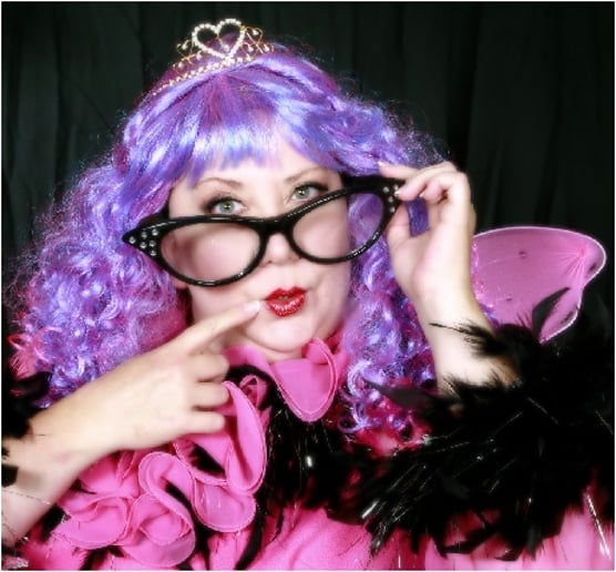 Gallery photo 4 of LOLA the Clown
