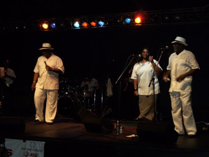 Gallery photo 3 of Lonne G