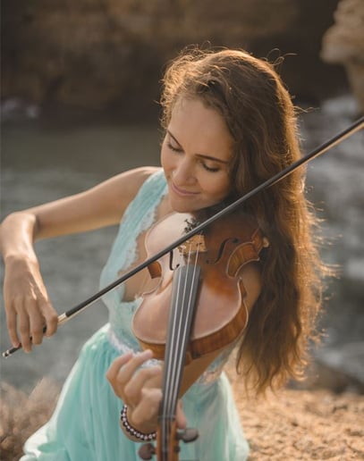 Gallery photo 5 of Olena - Loop Violinist, Classical Violinist