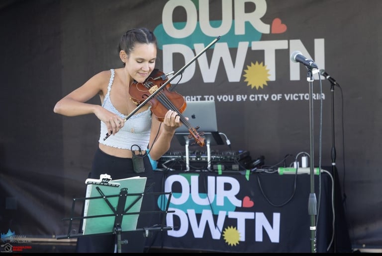 Gallery photo 8 of Olena - Loop Violinist, Classical Violinist