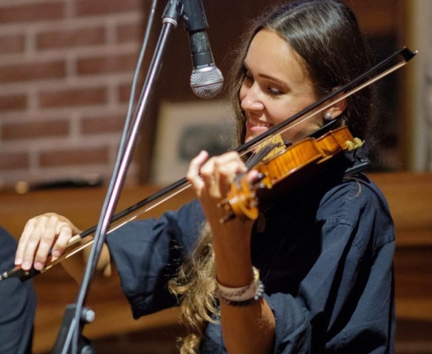 Gallery photo 7 of Olena - Loop Violinist, Classical Violinist