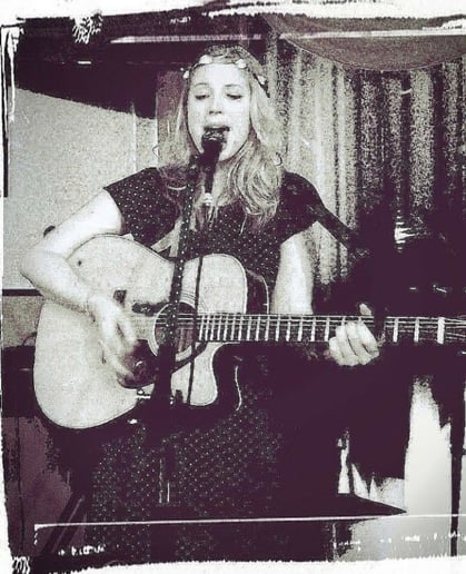 Gallery photo 7 of Loraine