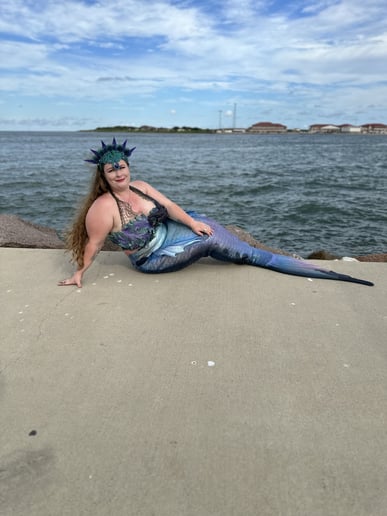 Gallery photo 7 of Loreley: Pearl Beach Mermaid