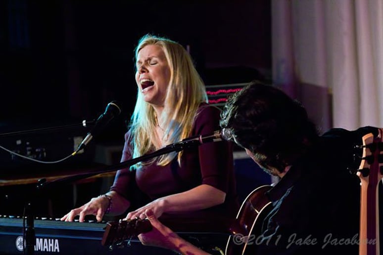 Gallery photo 8 of Lori Diamond & Fred Abatelli 