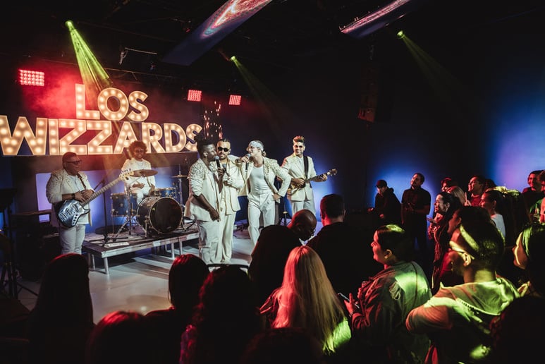 Gallery photo 6 of Los Wizzards