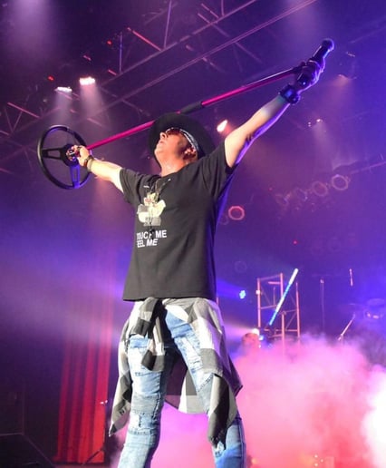 Gallery photo 1 of Lose Your Illusion