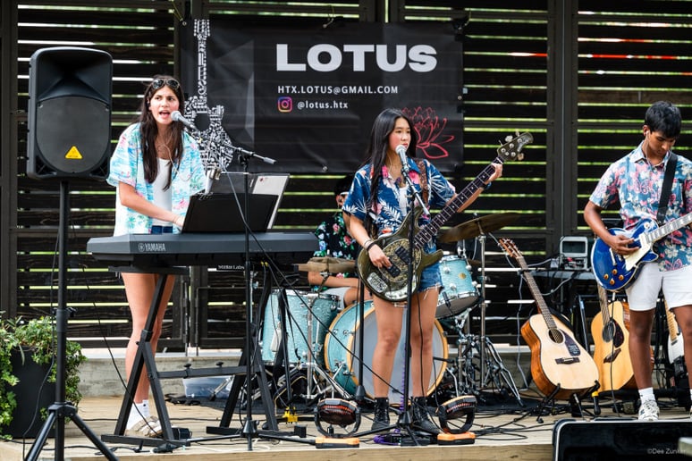 Gallery photo 17 of Lotus