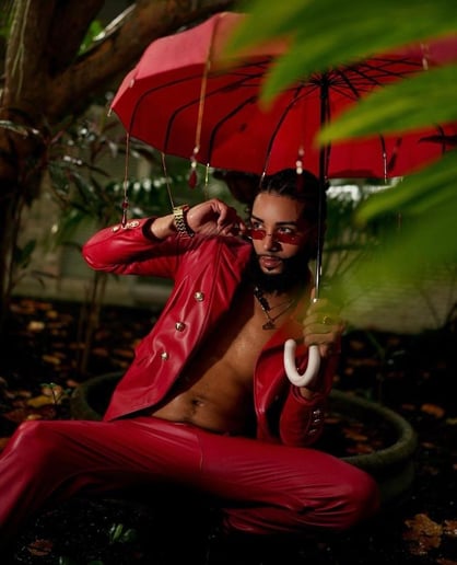 Gallery photo 10 of Louie Bee Shoots