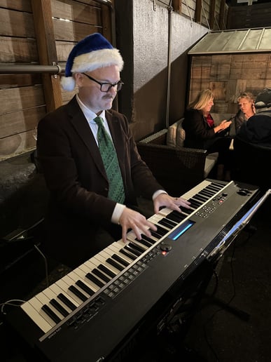 Gallery photo 6 of Lounge Piano: Hits of the 1920s--2020s