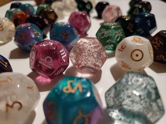 Gallery photo 1 of Love & Finance Readings - Tarot & Dice