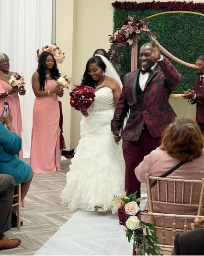 Gallery photo 6 of Love Official Weddings
