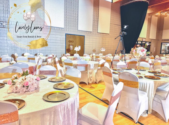 Gallery photo 4 of Lovelyloons Luxury Event Rentals and Decor