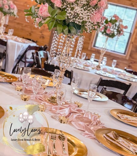 Gallery photo 5 of Lovelyloons Luxury Event Rentals and Decor