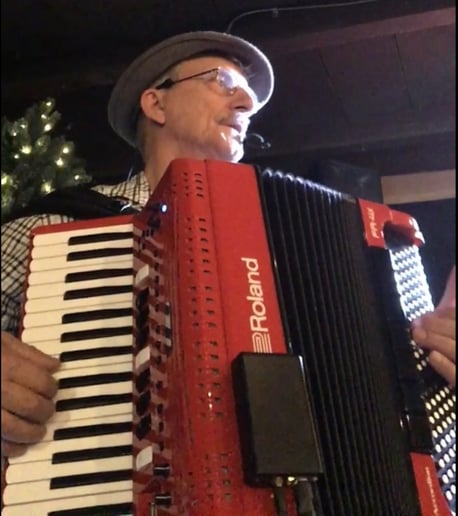 Gallery photo 1 of Larry Roberts Entertainment