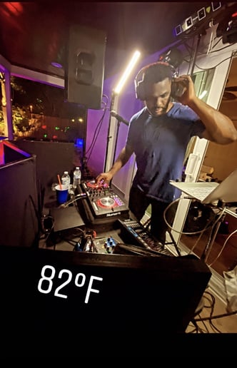 Gallery photo 10 of Luc the DJ