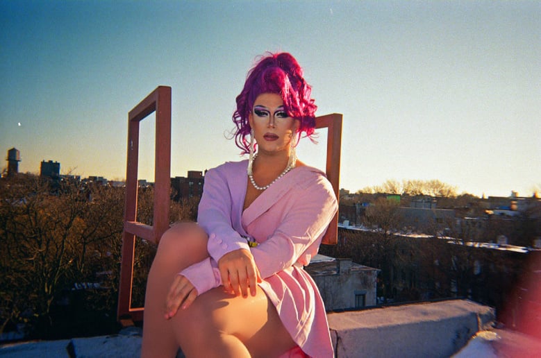 Gallery photo 9 of Lucia Fuchsia