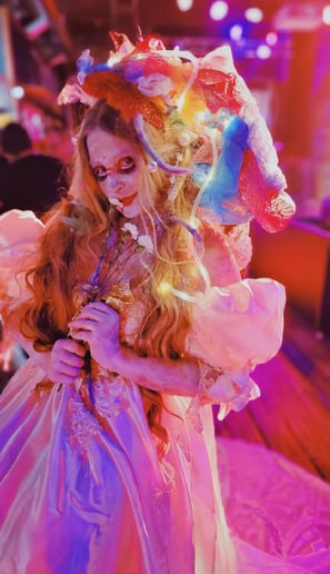Gallery photo 8 of Lucid Harlequin