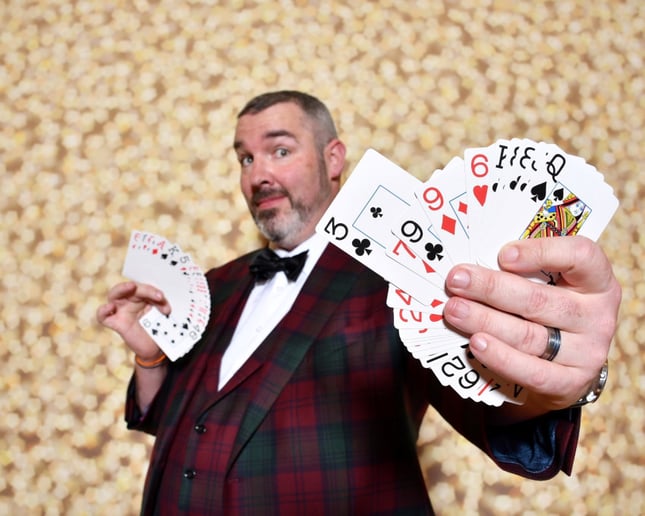 Gallery photo 3 of Lucky Luke, Magician