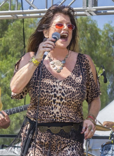 Gallery photo 4 of Michele Lundeen