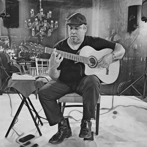 Gallery photo 4 of Luis Alfredo Garcia