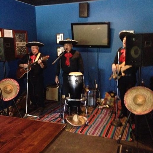 Gallery photo 10 of Los Amigos Music