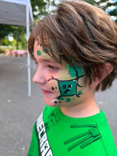 Gallery photo 3 of Lulu's Facepaint