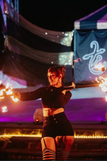 Gallery photo 3 of Luna Faun Fire