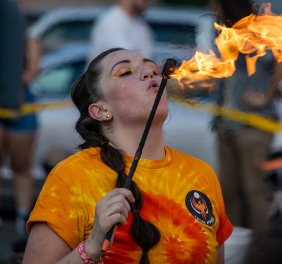 Gallery photo 6 of Lunar Pyros