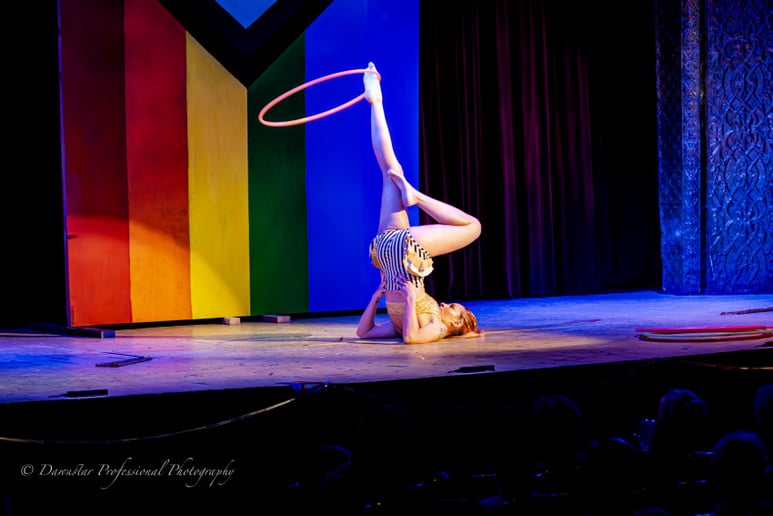 Gallery photo 3 of Lustrous Liz