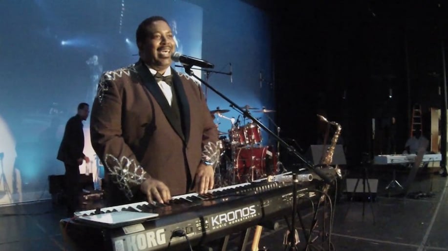 Gallery photo 8 of Luther Vandross Tribute Band w Big Zack