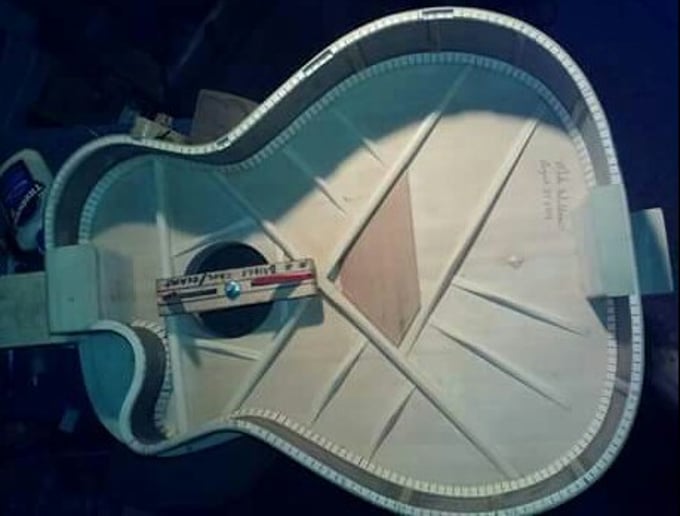 Gallery photo 4 of Luthier + Instrument Repair