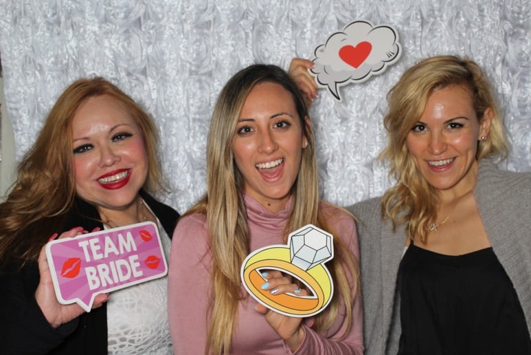 Gallery photo 1 of Luxe Pix Photo Booth