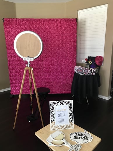 Gallery photo 4 of Luxe Pix Photo Booth
