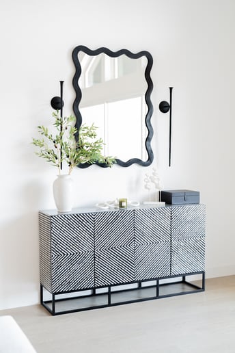 Gallery photo 7 of LuxeMod Interiors