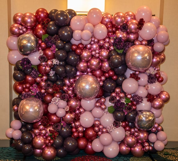 Gallery photo 3 of Luxury Balloon Decor