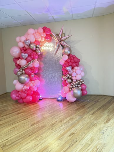 Gallery photo 9 of Whitley's Balloons