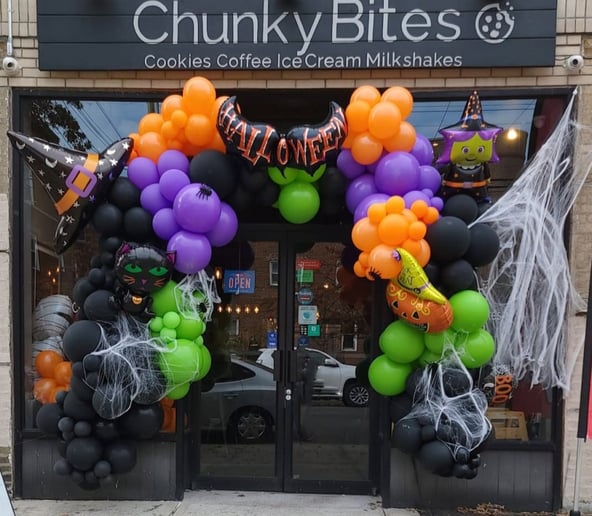 Gallery photo 3 of Luxury Balloon Styling
