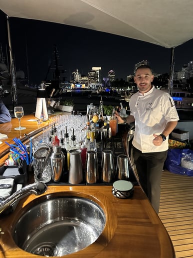 Gallery photo 5 of Luxury Bartending Events