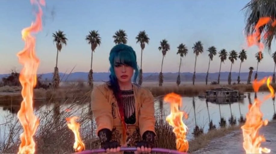 Gallery photo 7 of Luxury Fire Entertainment