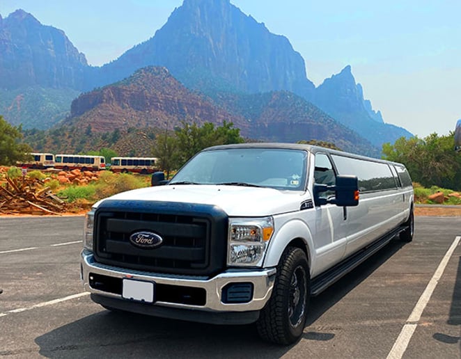 Gallery photo 5 of Luxury Limousines