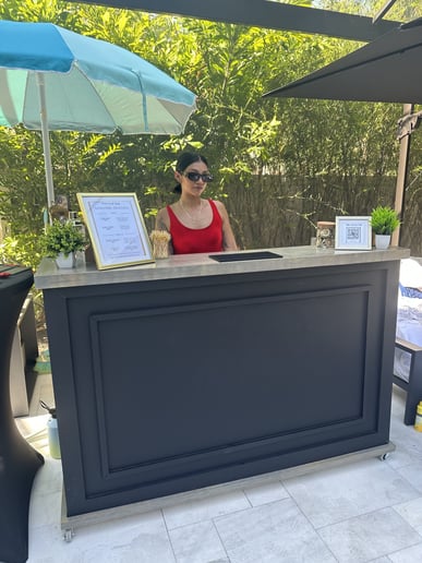 Gallery photo 1 of Luxury Mobile Bartenders