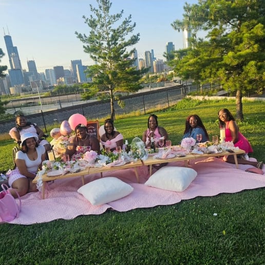 Gallery photo 5 of Pretty Popup Picnics & Events