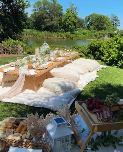 Gallery photo 4 of Pretty Popup Picnics & Events