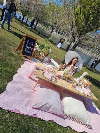 Gallery photo 8 of Pretty Popup Picnics & Events