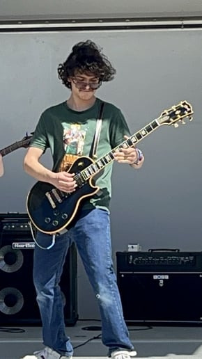 Gallery photo 5 of LVV Music