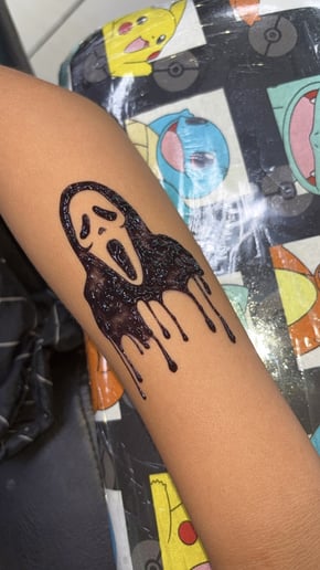 Gallery photo 3 of Lydia’s Henna Tattoos