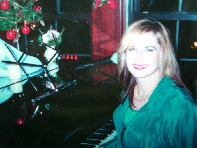 Gallery photo 3 of Lynn Brownell
