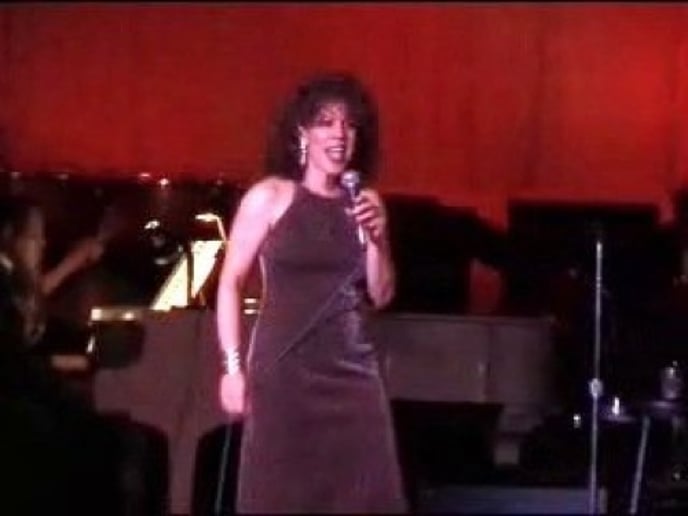 Gallery photo 1 of Lynn Starr