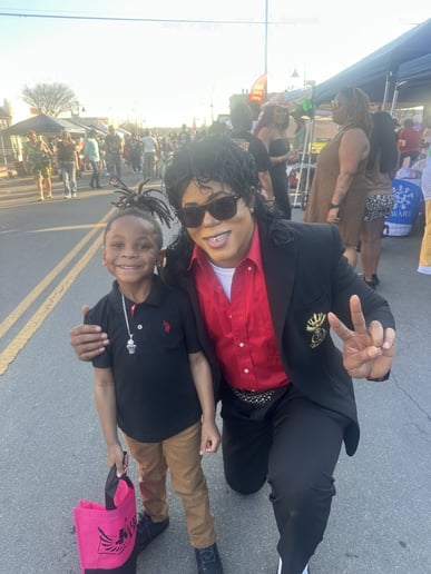 Gallery photo 10 of Lynxx As Michael Jackson Impersonator