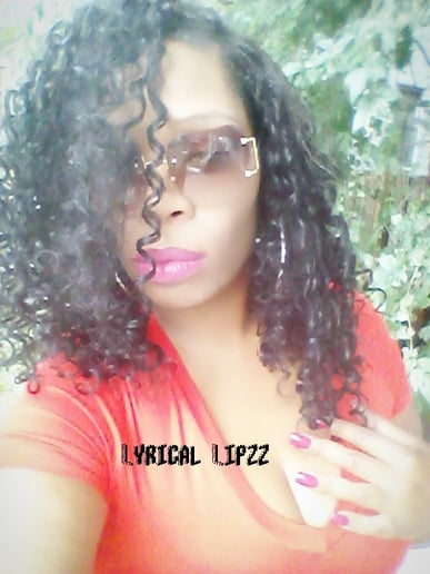 Gallery photo 3 of Lyrical Lipzz